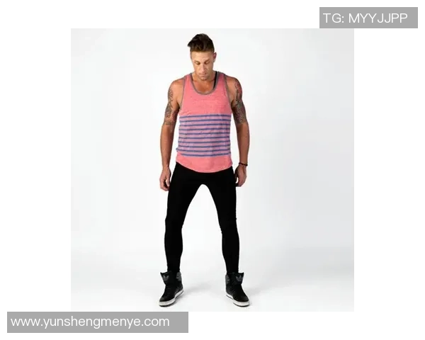 时尚运动风潮足球明星T恤男士必备单品引领潮流穿搭新风尚